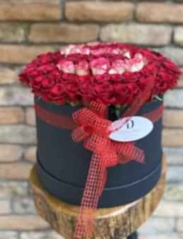 kutu çiçek, kutu çiçek izmir, kutuda güller, harfli çiçek