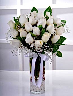 Vazoda 21 Beyaz Gül Aranjmanı Aranjmanlar çiçek gönder