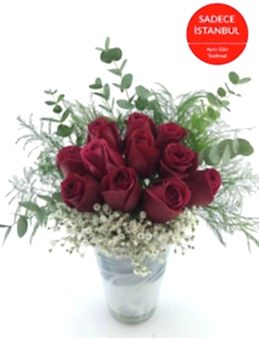 İthal Cam Vazoda 11 Gül Aranjmanı Aranjmanlar çiçek gönder