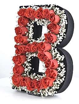 Kişiye Özel Kırmızı Güllerden Baş Harf Harfli Çiçek çiçek gönder