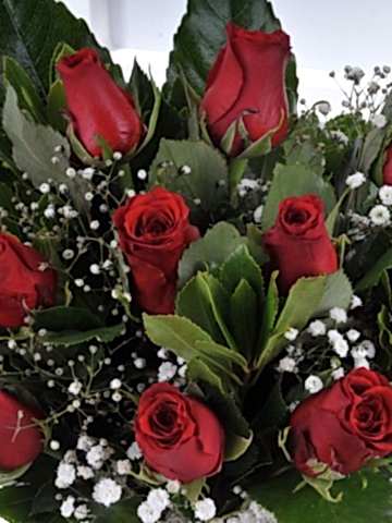 Hayatımın Aşkına 11 Kırmızı Gül Aranjmanlar çiçek gönder