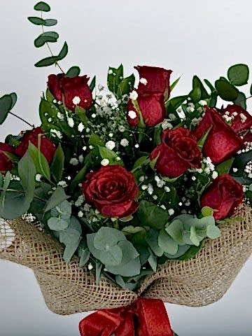 Vintage Konsept 11 Adet Kırmızı Gül Buketi Buketler çiçek gönder