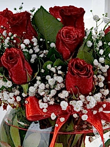 Aşk Küresi 11 Kırmızı Gül Aranjmanlar çiçek gönder